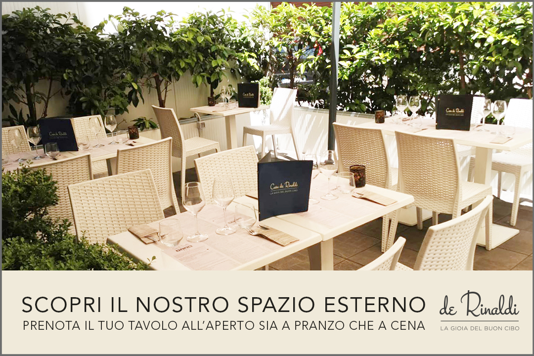 Casa De Rinaldi - Prenota il tuo tavolo nel nostro spazio esterno!